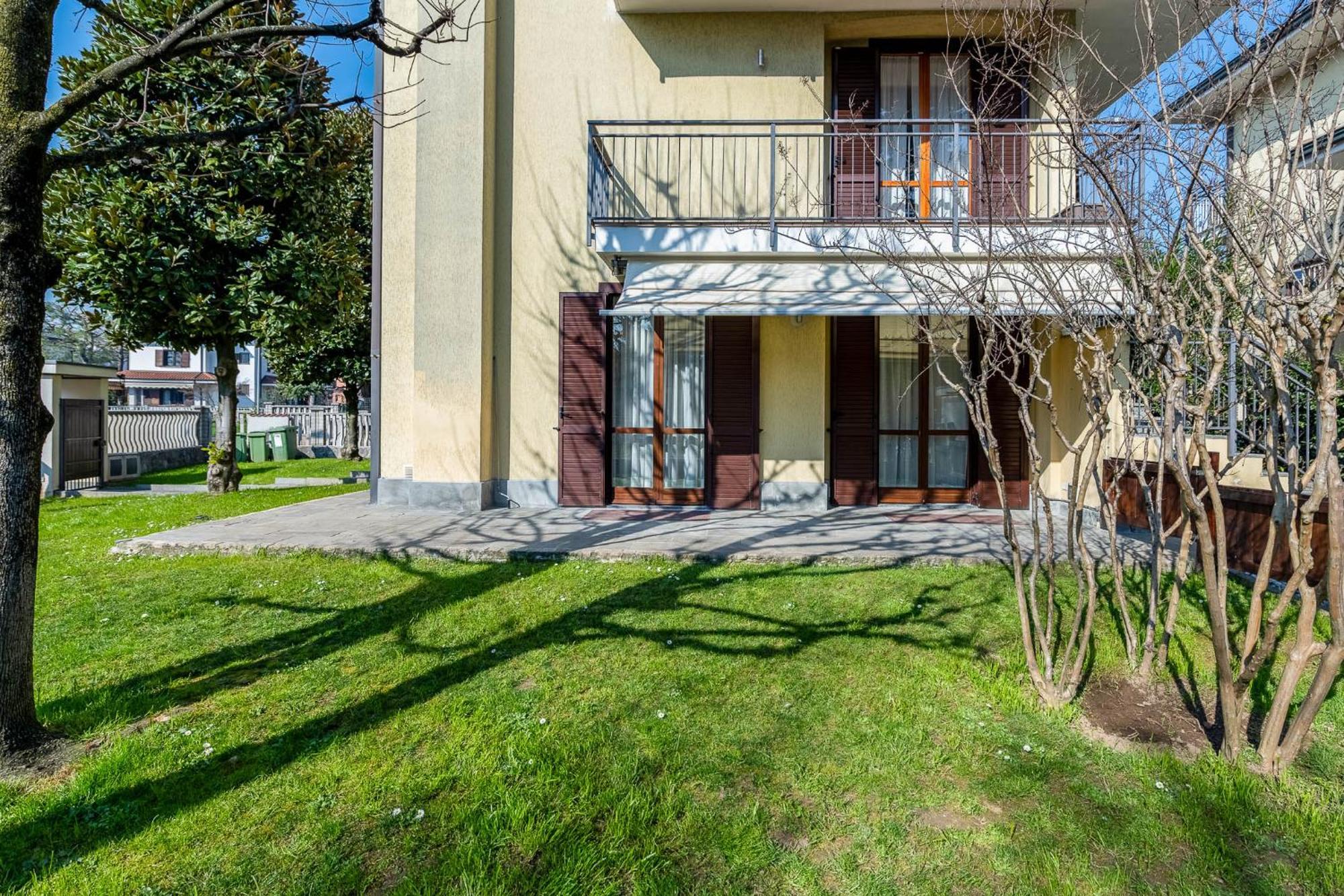 Casa Delle Magnolie Apartment Cassina de' Pecchi ภายนอก รูปภาพ